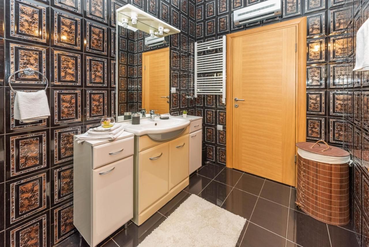 Апартаменты S&P City Center Apartments Котор-41