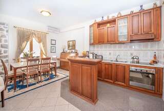 Апартаменты S&P City Center Apartments Котор Двухуровневые апартаменты-4